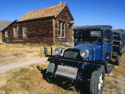 mechanik samochodu Kaczory